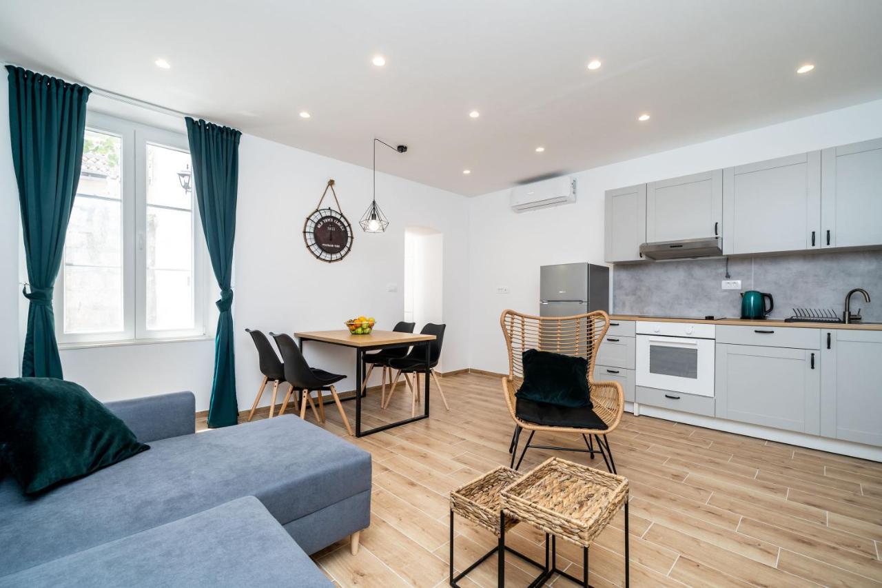 Apartments Marta 察夫塔特 外观 照片