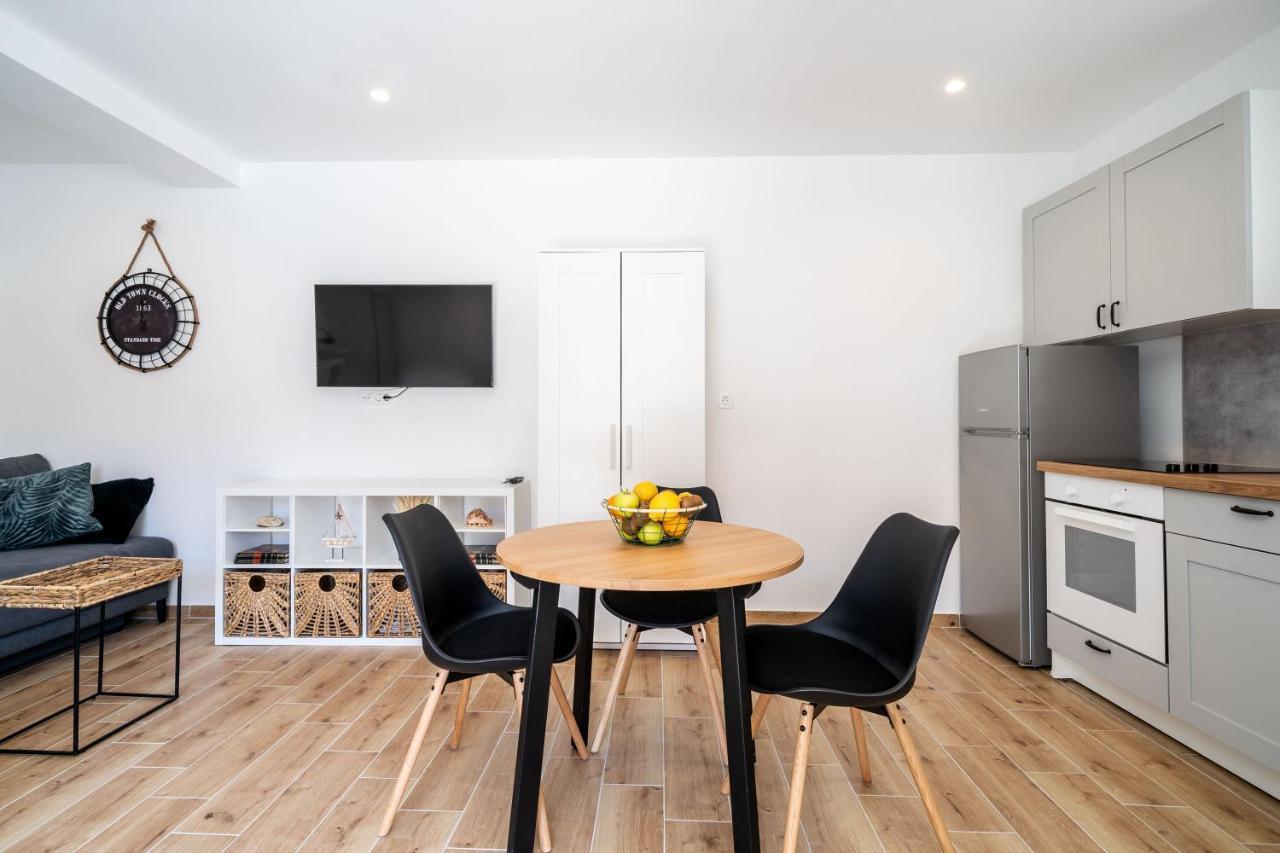 Apartments Marta 察夫塔特 外观 照片