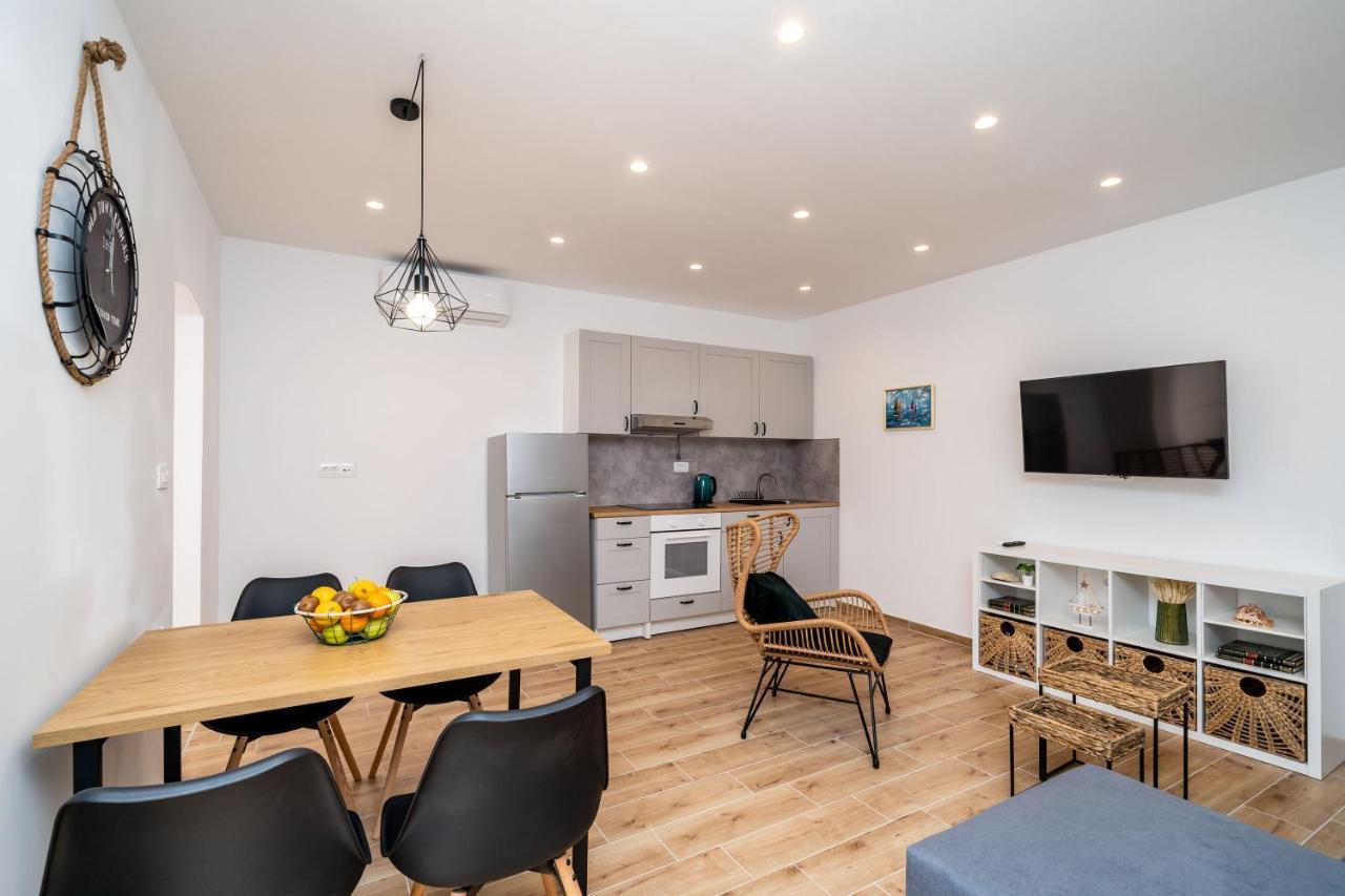 Apartments Marta 察夫塔特 外观 照片